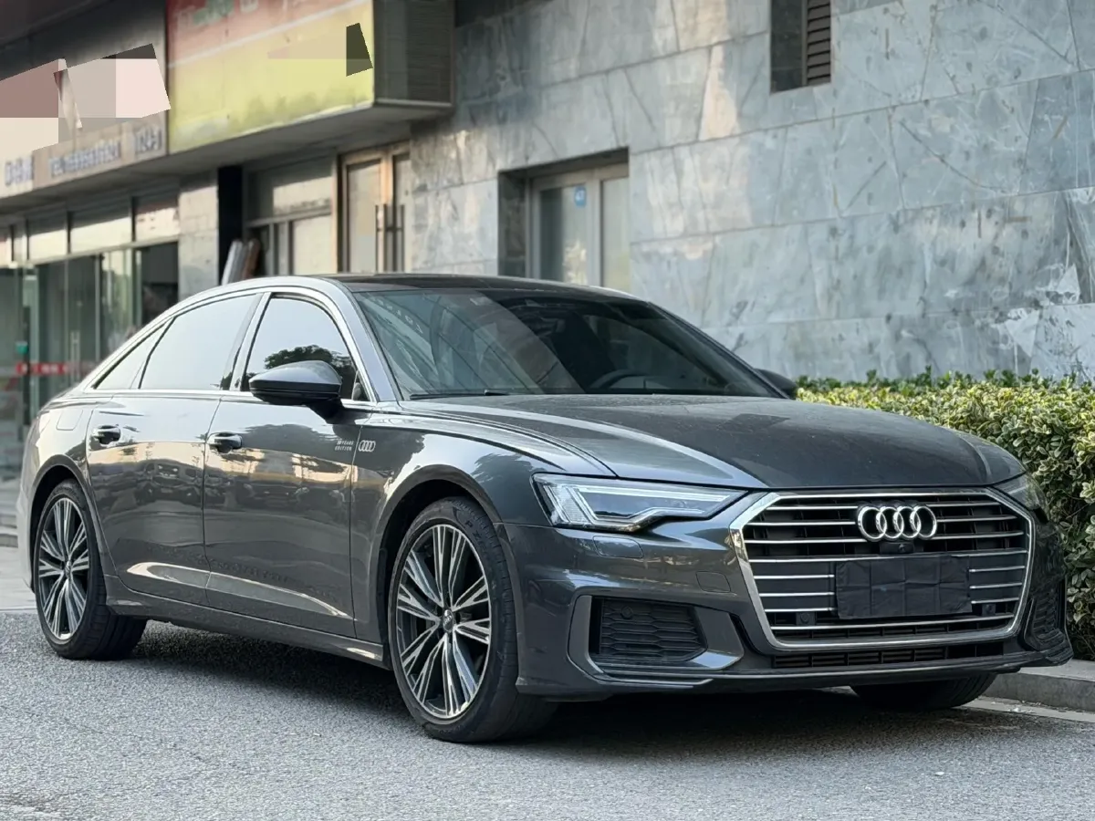 2021 Audi A6L 2.0T 224HP L4 7DCT,autocango,china used car exporter,china ev exporter,chinese used car exporter,chinese used ev exporter