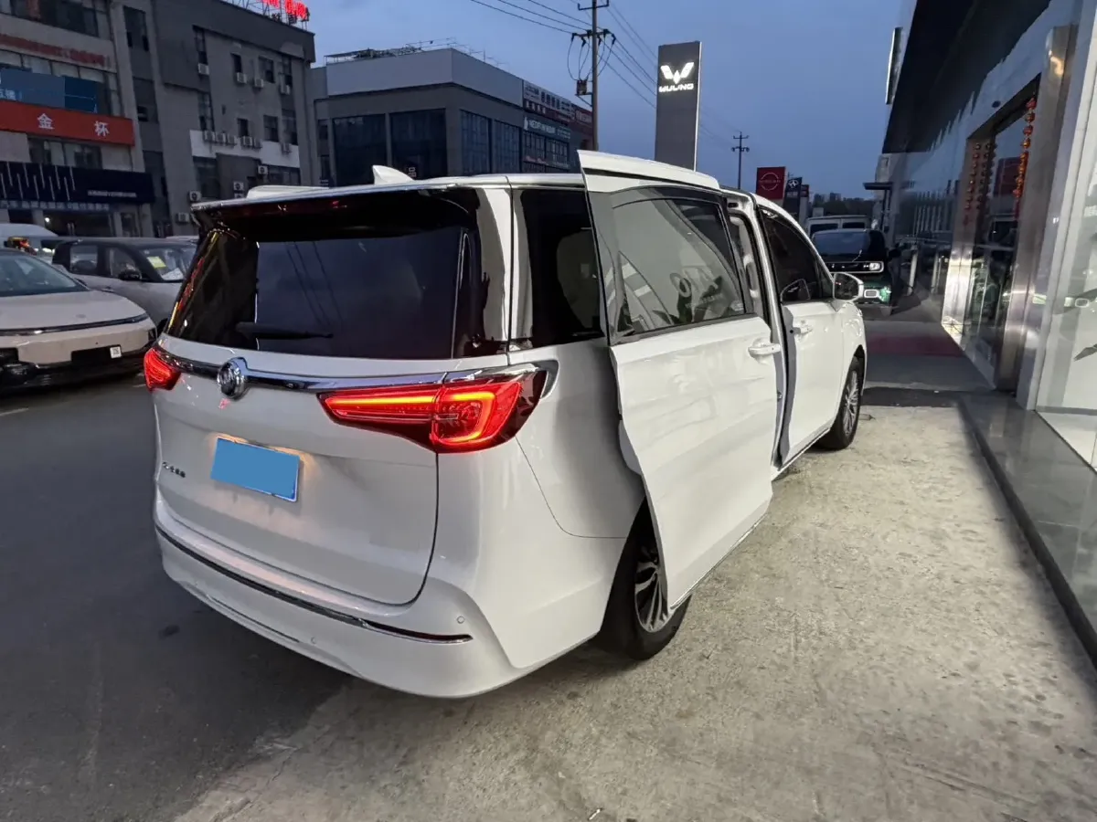 2023 Buick GL8 2.0T 237HP L4 9AT,autocango,china used car exporter,china ev exporter,chinese used car exporter,chinese used ev exporter