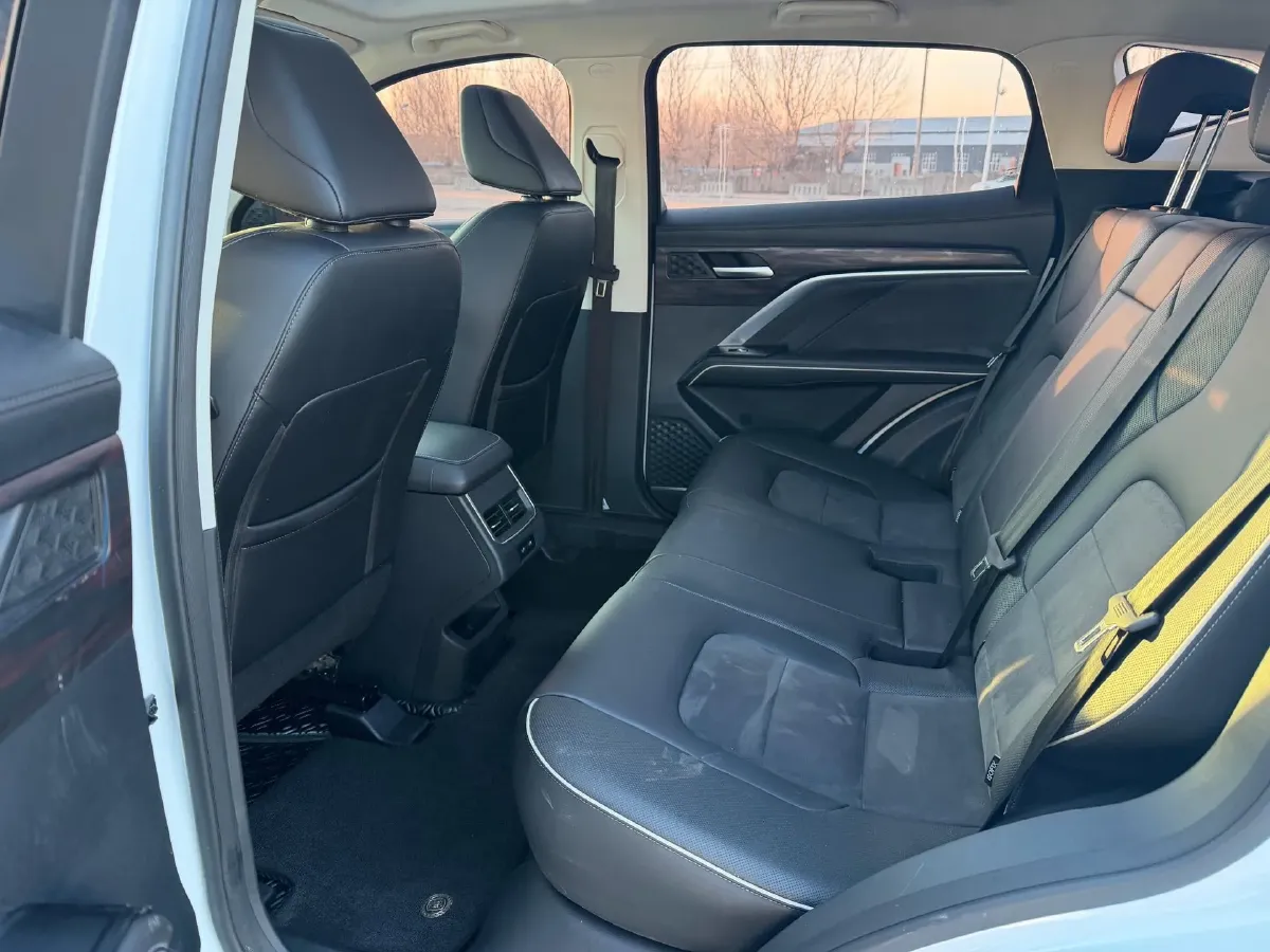 2023 Haval H6 1.5T 150HP L4 7DCT,autocango,china used car exporter,china ev exporter,chinese used car exporter,chinese used ev exporter