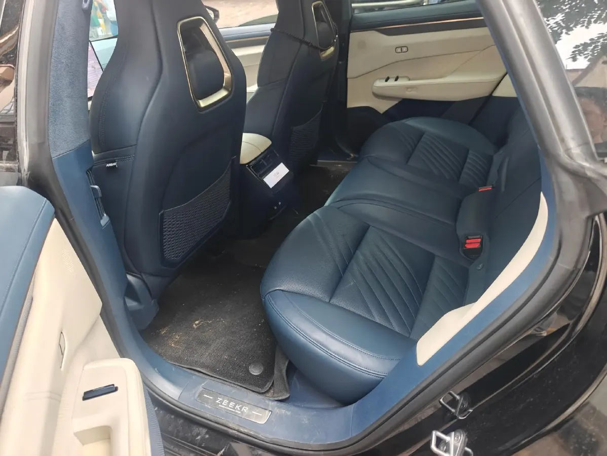 2025 Zeekr 001 BEV 95KWH,autocango,china used car exporter,china ev exporter,chinese used car exporter,chinese used ev exporter