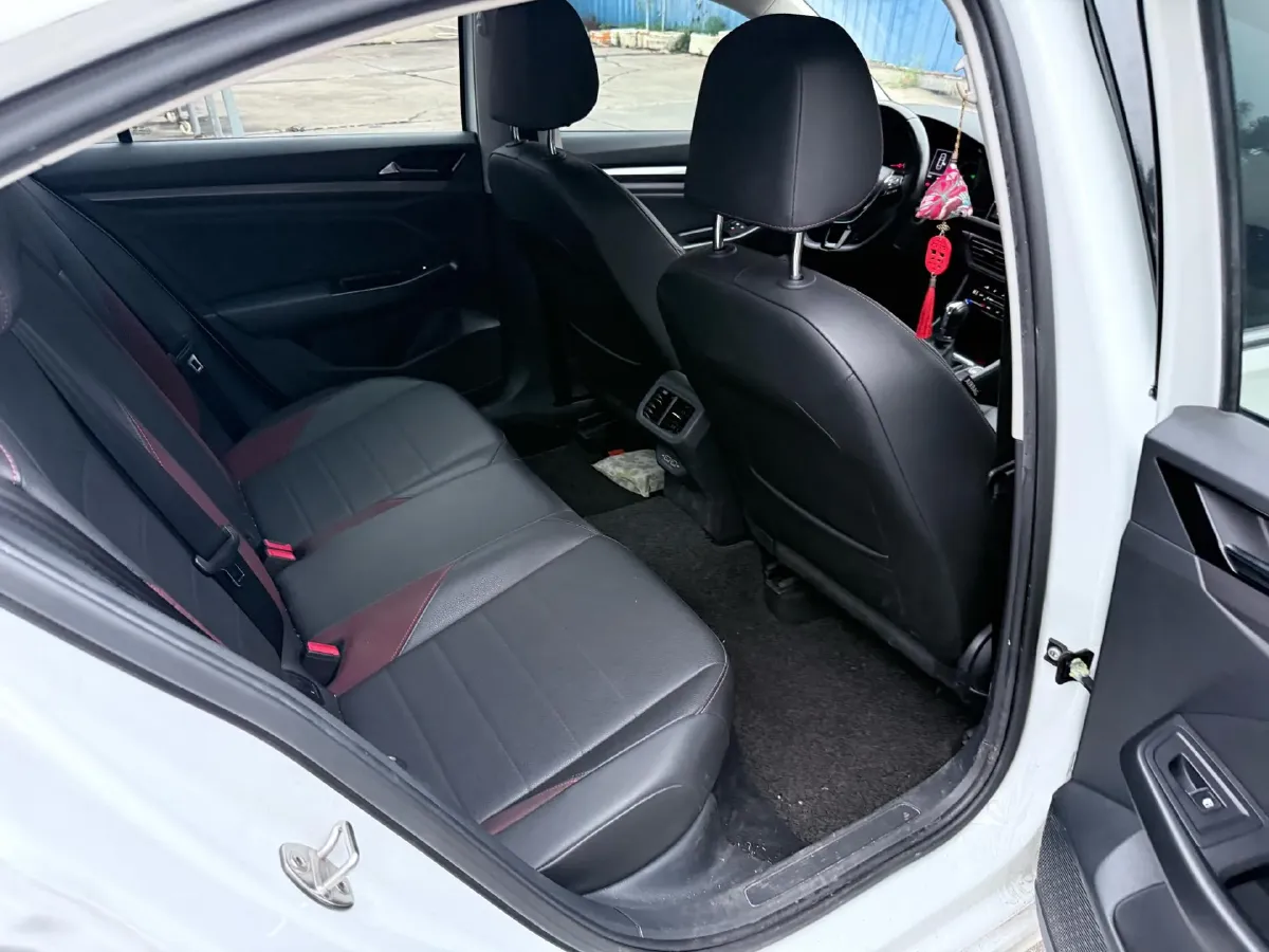 2020 Volkswagen Bora 1.5L 113HP L4 6AT,autocango,china used car exporter,china ev exporter,chinese used car exporter,chinese used ev exporter