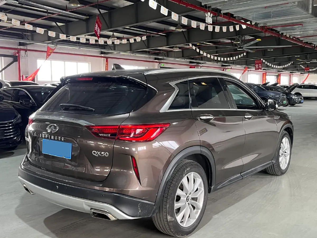 2018 Mitsubishi Pajero 3.0L 174HP V6 5AT,autocango,china used car exporter,china ev exporter,chinese used car exporter,chinese used ev exporter