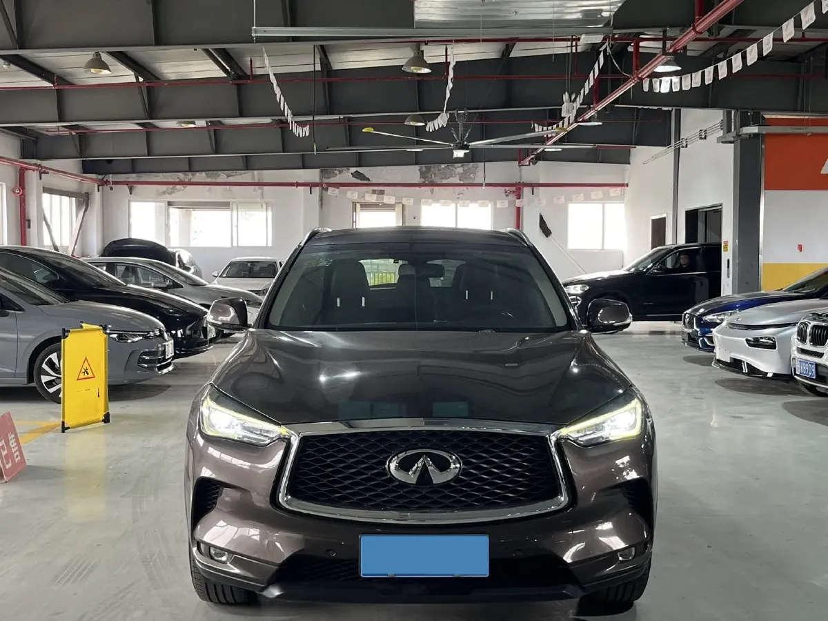 2018 Mitsubishi Pajero 3.0L 174HP V6 5AT,autocango,china used car exporter,china ev exporter,chinese used car exporter,chinese used ev exporter