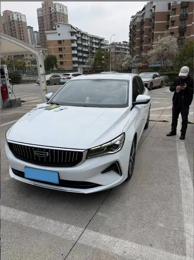 2022 Geely Emgrand 1.5L 114HP L4 CVT,autocango,china used car exporter,china ev exporter,chinese used car exporter,chinese used ev exporter