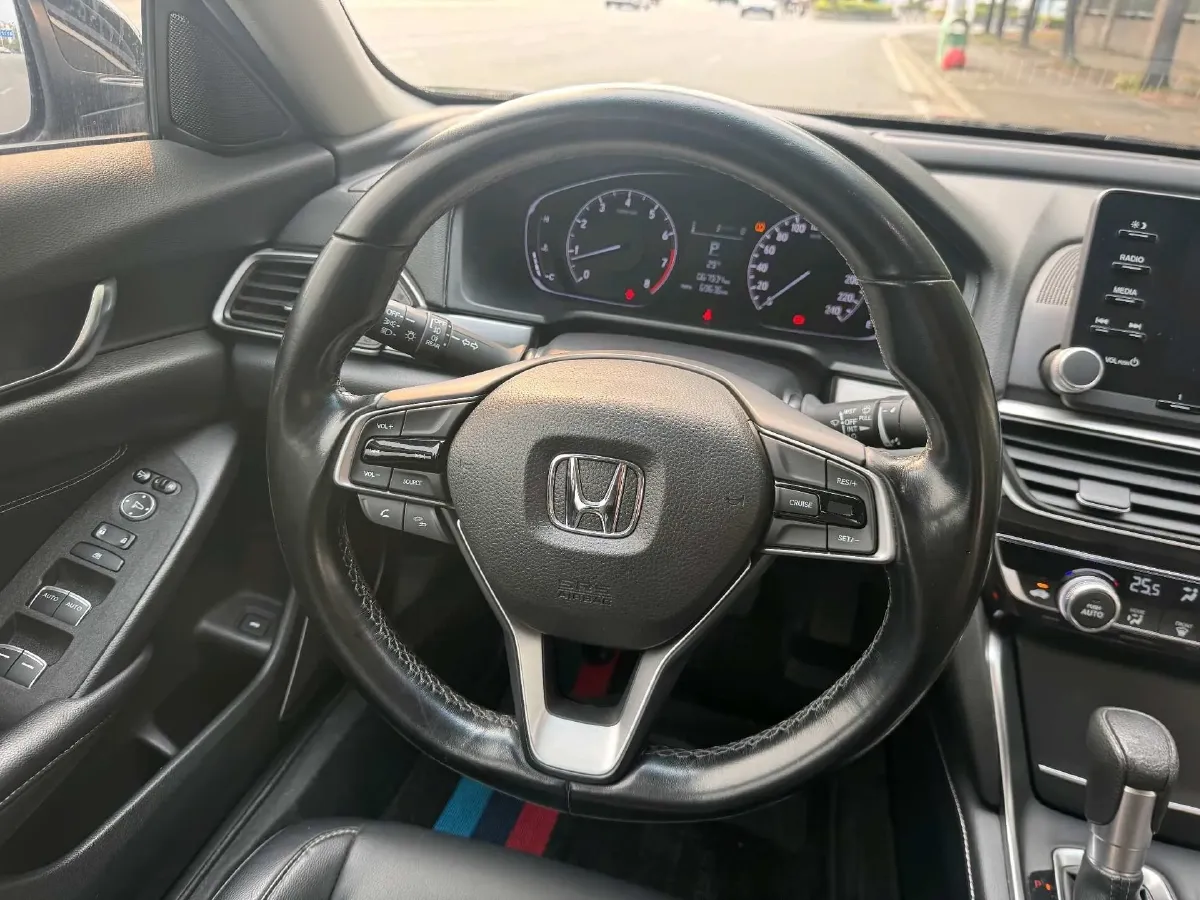 2019 Honda Inspire 1.5T 194HP L4 CVT,autocango,china used car exporter,china ev exporter,chinese used car exporter,chinese used ev exporter