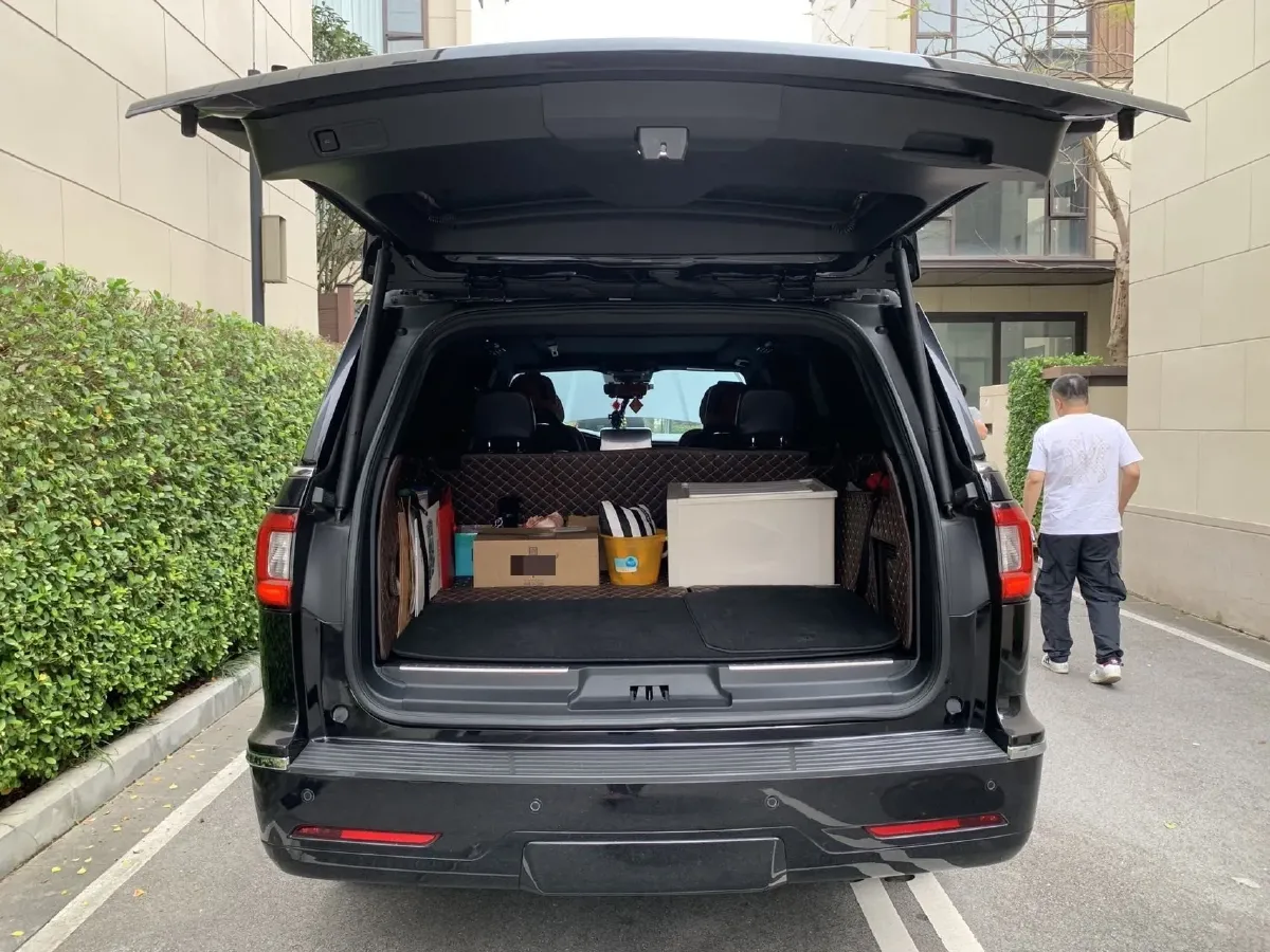 2020 Lincoln Navigator 3.5T 388HP V6 10AT,autocango,china used car exporter,china ev exporter,chinese used car exporter,chinese used ev exporter