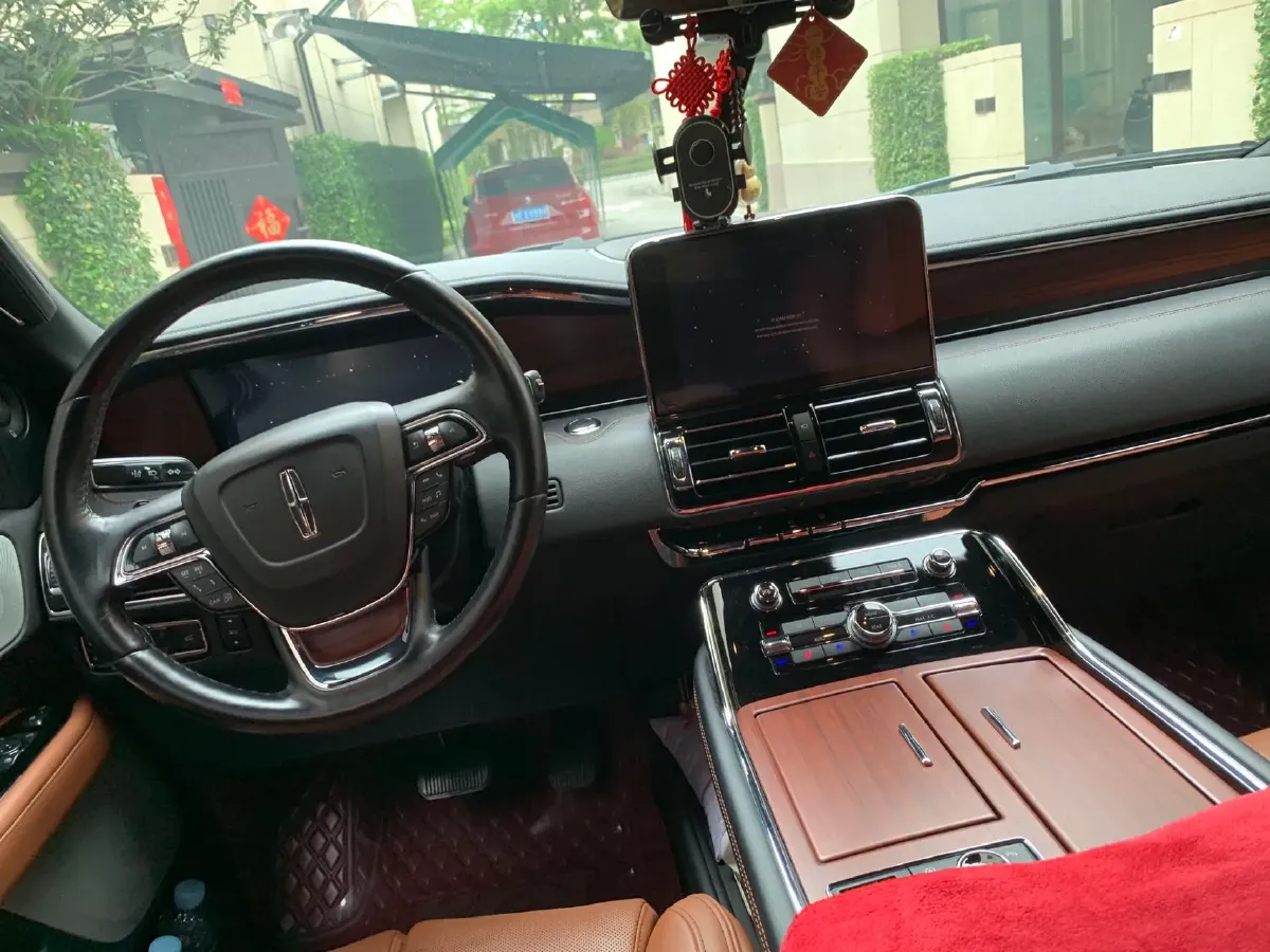 2020 Lincoln Navigator 3.5T 388HP V6 10AT,autocango,china used car exporter,china ev exporter,chinese used car exporter,chinese used ev exporter