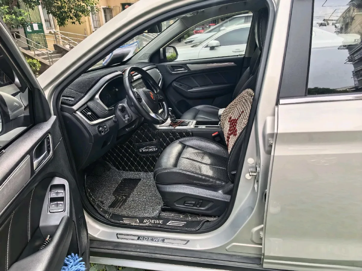 2020 Roewe i6 1.5T 169HP L4 7DCT,autocango,china used car exporter,china ev exporter,chinese used car exporter,chinese used ev exporter