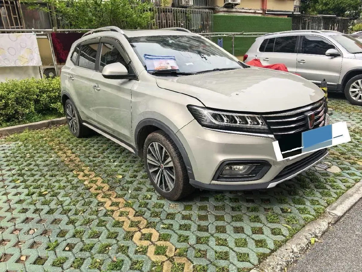 2020 Roewe i6 1.5T 169HP L4 7DCT,autocango,china used car exporter,china ev exporter,chinese used car exporter,chinese used ev exporter