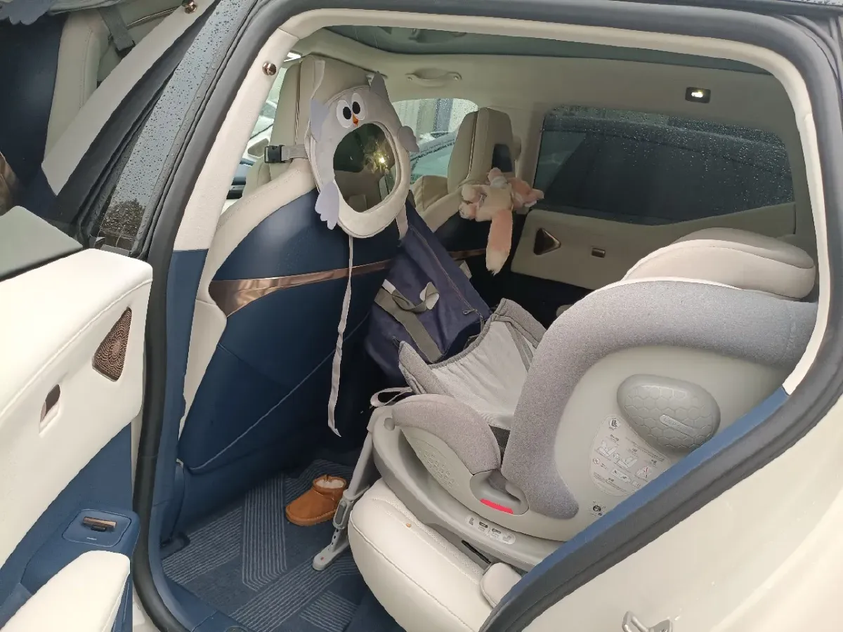 2023 Zeekr X BEV 66KWH,autocango,china used car exporter,china ev exporter,chinese used car exporter,chinese used ev exporter