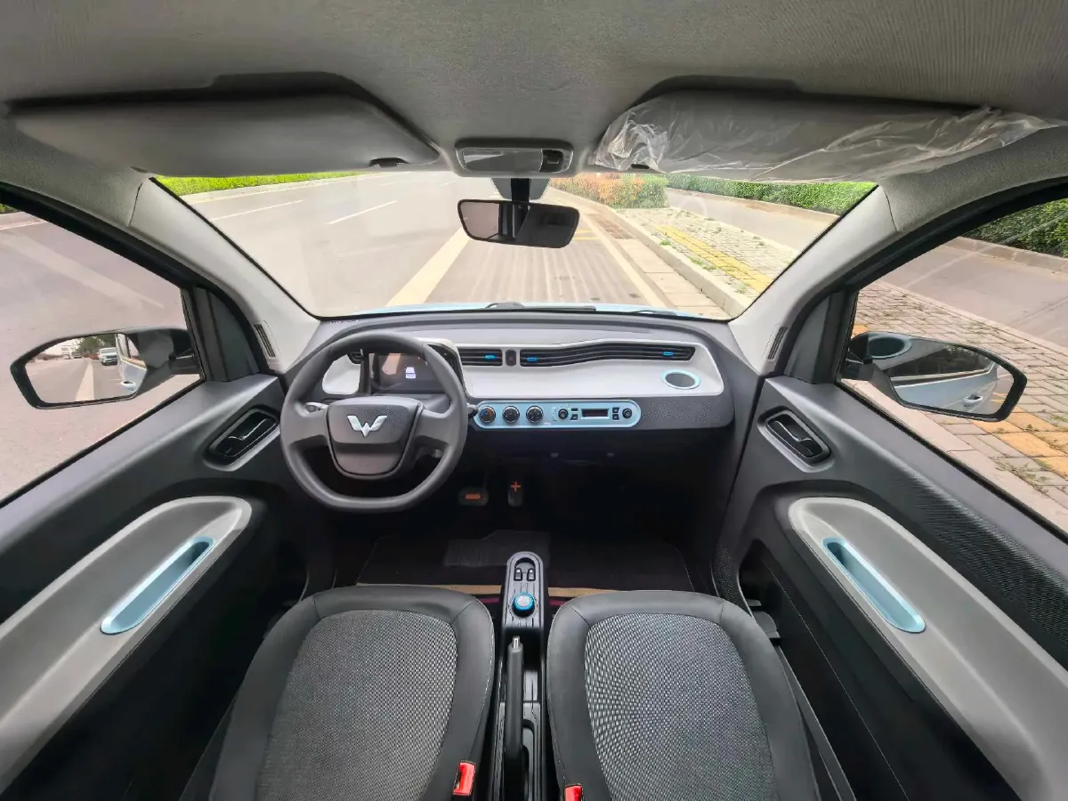 2020 WuLing HongGuang MINI EV BEV 9.3KWH,autocango,china used car exporter,china ev exporter,chinese used car exporter,chinese used ev exporter