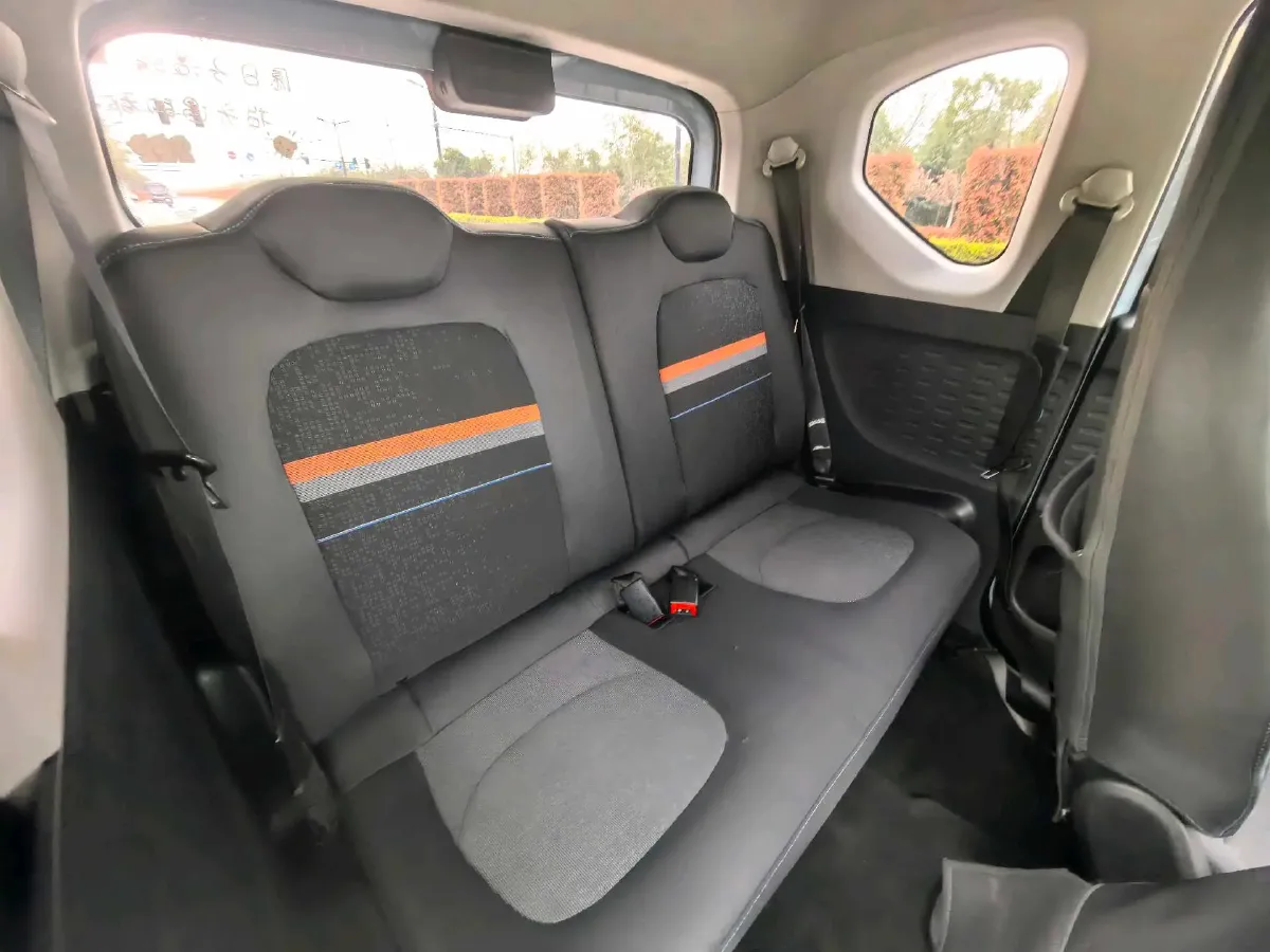 2020 WuLing HongGuang MINI EV BEV 9.3KWH,autocango,china used car exporter,china ev exporter,chinese used car exporter,chinese used ev exporter