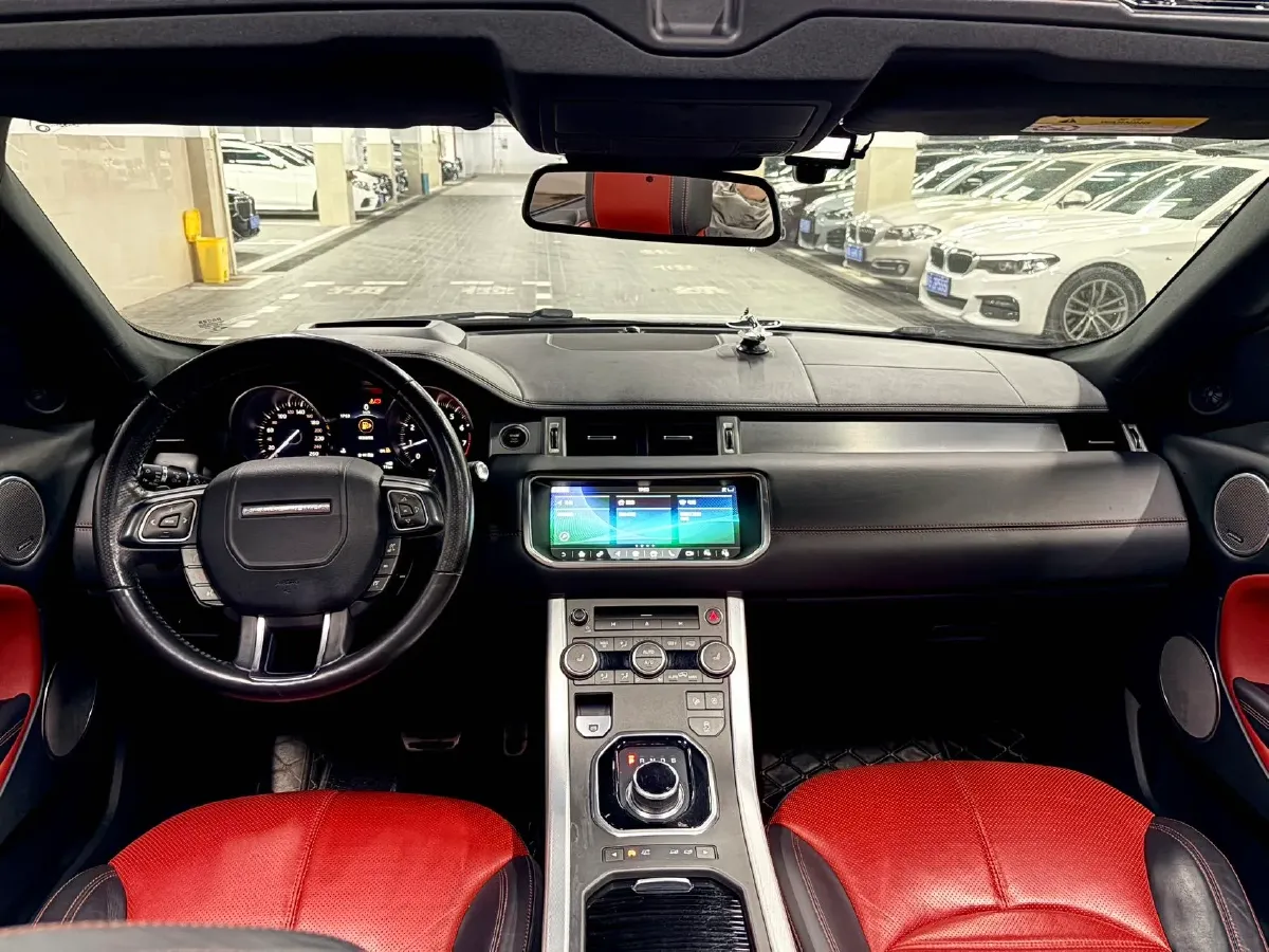 2018 Land Rover Discovery 2.0T 300HP L4 8AT,autocango,china used car exporter,china ev exporter,chinese used car exporter,chinese used ev exporter