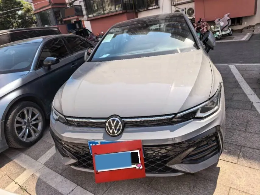 2025 Volkswagen Golf 1.5T 160HP L4 7DCT,autocango,china used car exporter,china ev exporter,chinese used car exporter,chinese used ev exporter