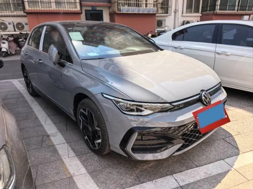 2025 Volkswagen Golf 1.5T 160HP L4 7DCT,autocango,china used car exporter,china ev exporter,chinese used car exporter,chinese used ev exporter
