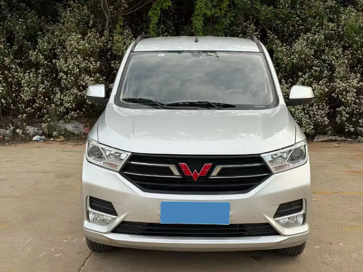 2021 Yema SiPaiKa 1.5L 109HP L4 5MT,autocango,china used car exporter,china ev exporter,chinese used car exporter,chinese used ev exporter