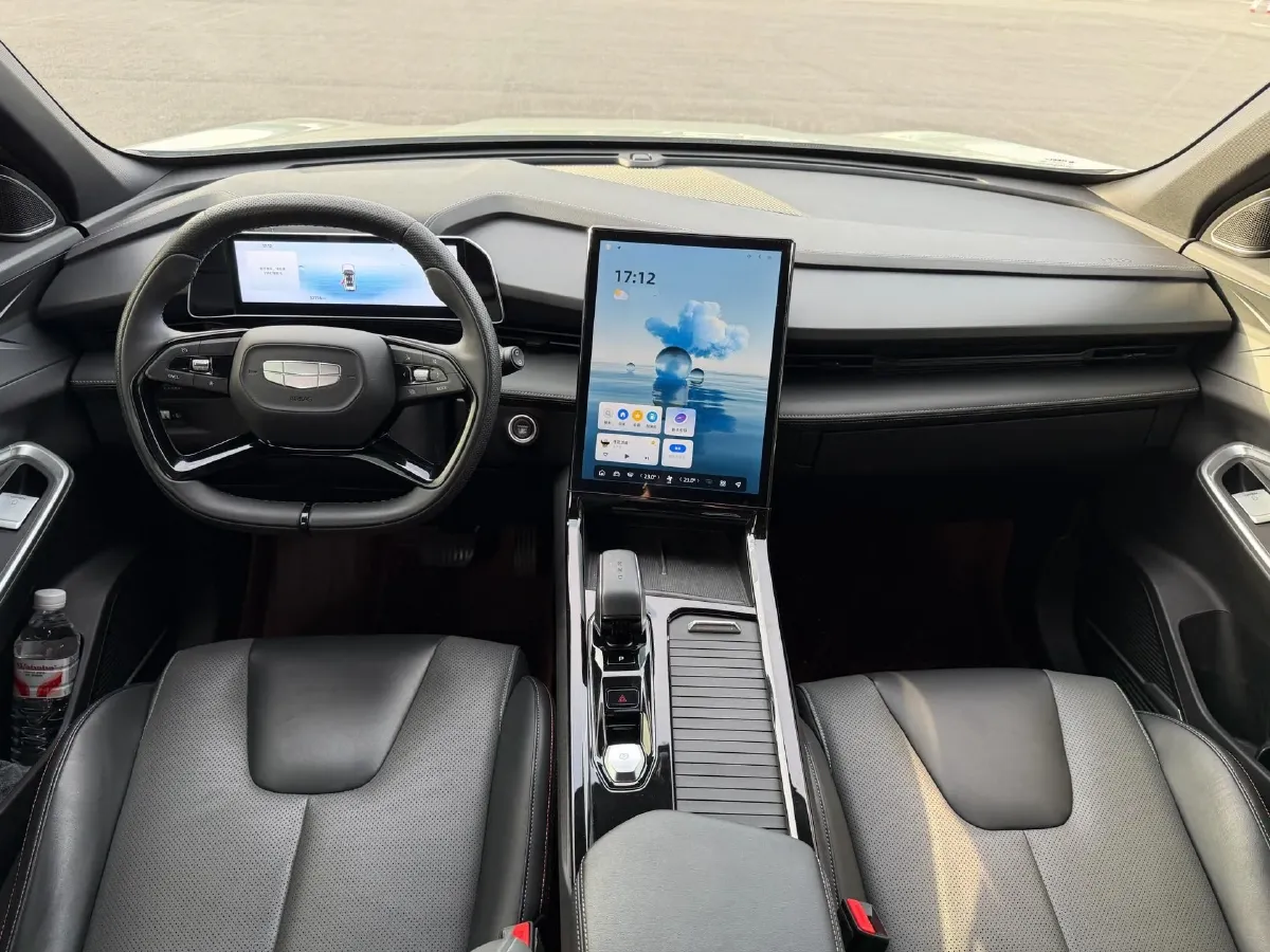 2023 Geely Azkarra 1.5T 181HP L4 7DCT,autocango,china used car exporter,china ev exporter,chinese used car exporter,chinese used ev exporter