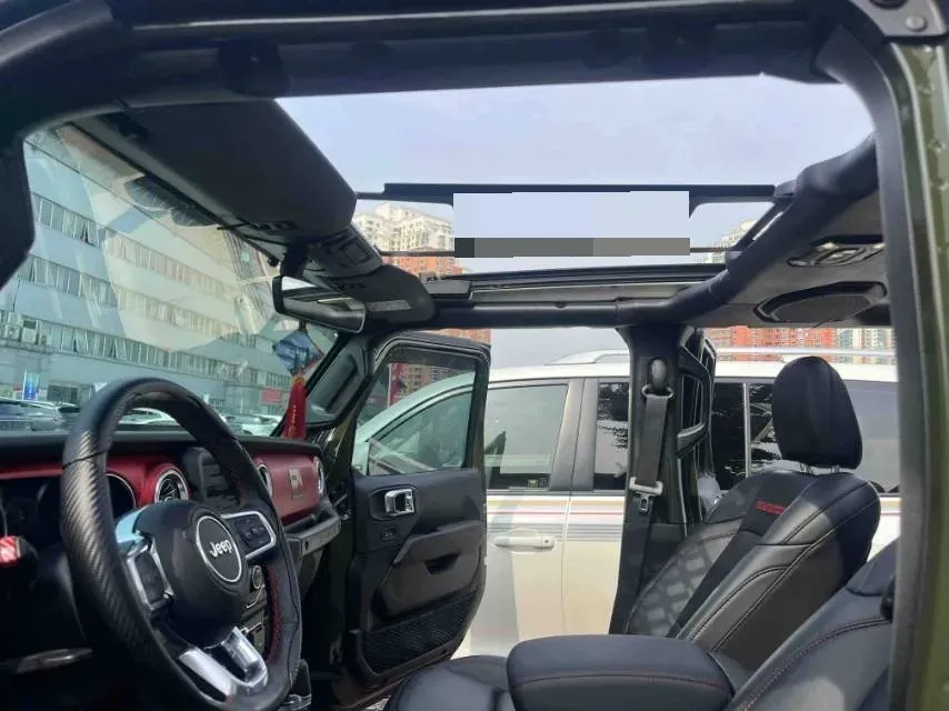 2022 Jeep Wrangler 2.0T 266HP L4 8AT,autocango,china used car exporter,china ev exporter,chinese used car exporter,chinese used ev exporter