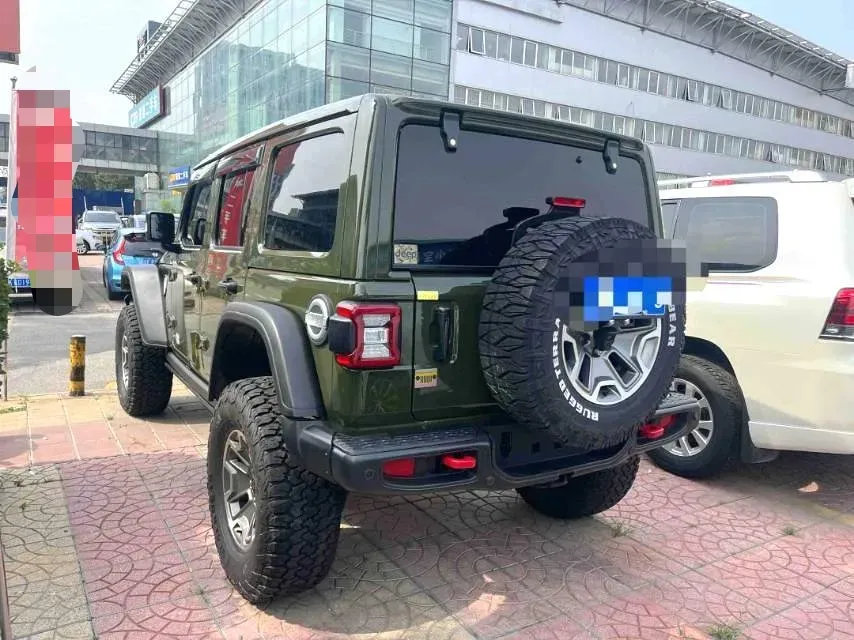 2022 Jeep Wrangler 2.0T 266HP L4 8AT,autocango,china used car exporter,china ev exporter,chinese used car exporter,chinese used ev exporter