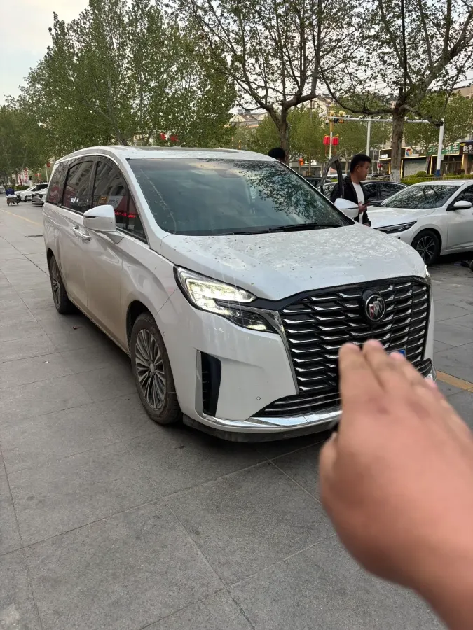 2023 Buick GL8 2.0T 237HP L4 9AT,autocango,china used car exporter,china ev exporter,chinese used car exporter,chinese used ev exporter