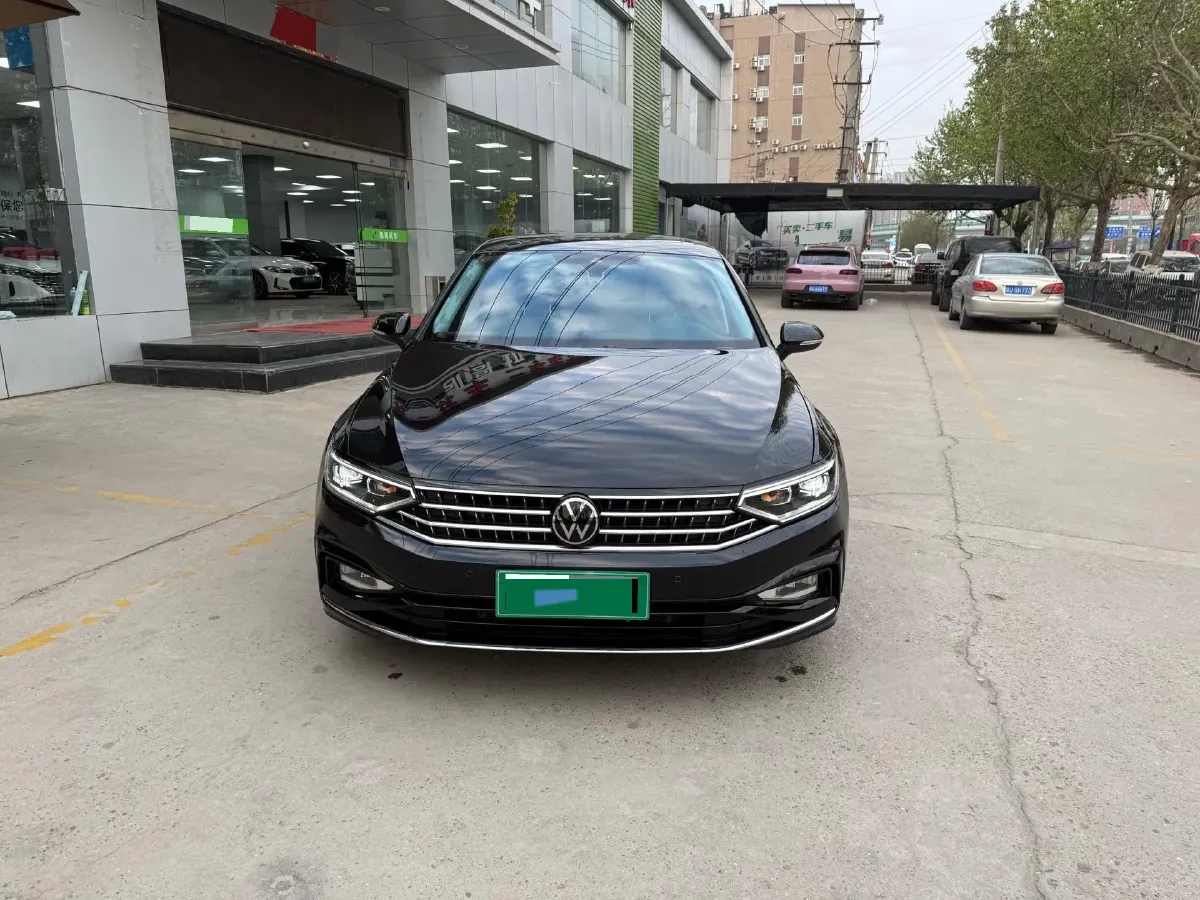 2024 Volkswagen Magotan 2.0T 186HP L4 7DCT,autocango,china used car exporter,china ev exporter,chinese used car exporter,chinese used ev exporter