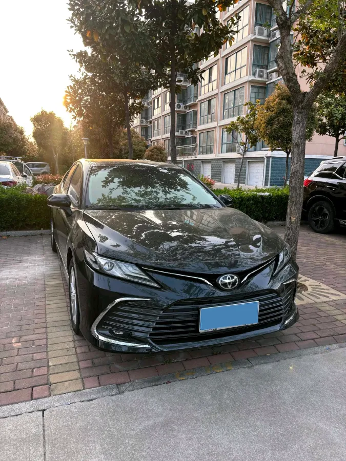 2023 Toyota Camry 2.0L 177HP L4 CVT,autocango,china used car exporter,china ev exporter,chinese used car exporter,chinese used ev exporter