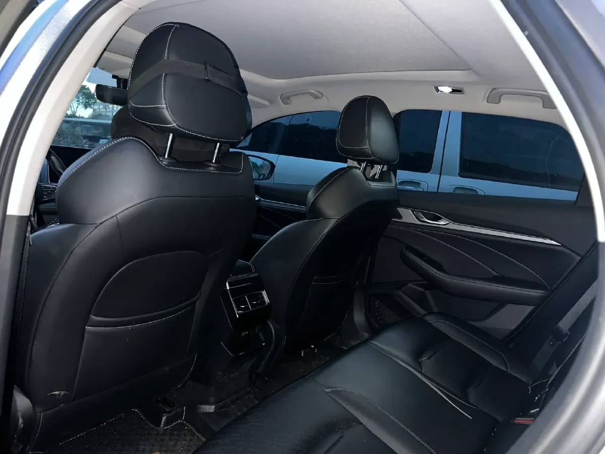 2021 Geely Preface 2.0T 190HP L4 7DCT,autocango,china used car exporter,china ev exporter,chinese used car exporter,chinese used ev exporter