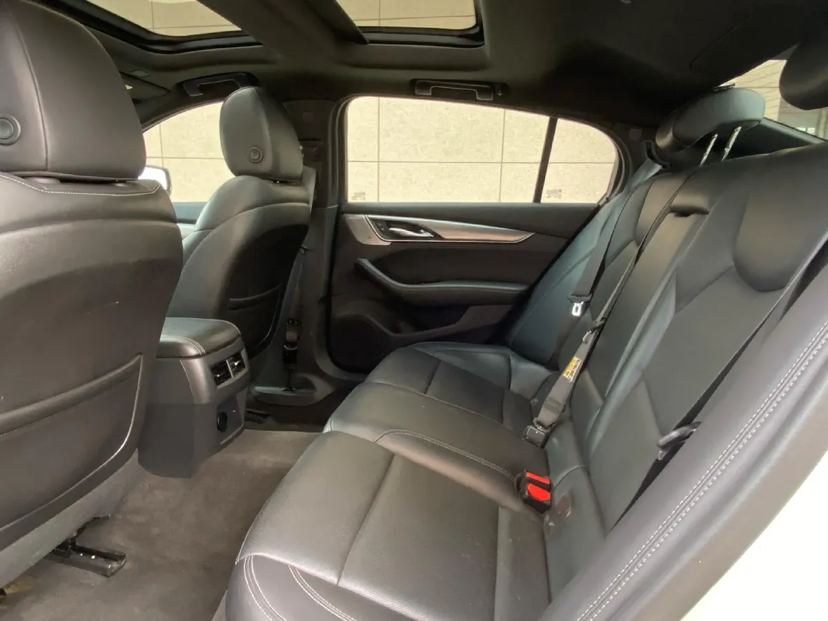 2021 Cadillac CT5 2.0T 237HP L4 10AT,autocango,china used car exporter,china ev exporter,chinese used car exporter,chinese used ev exporter