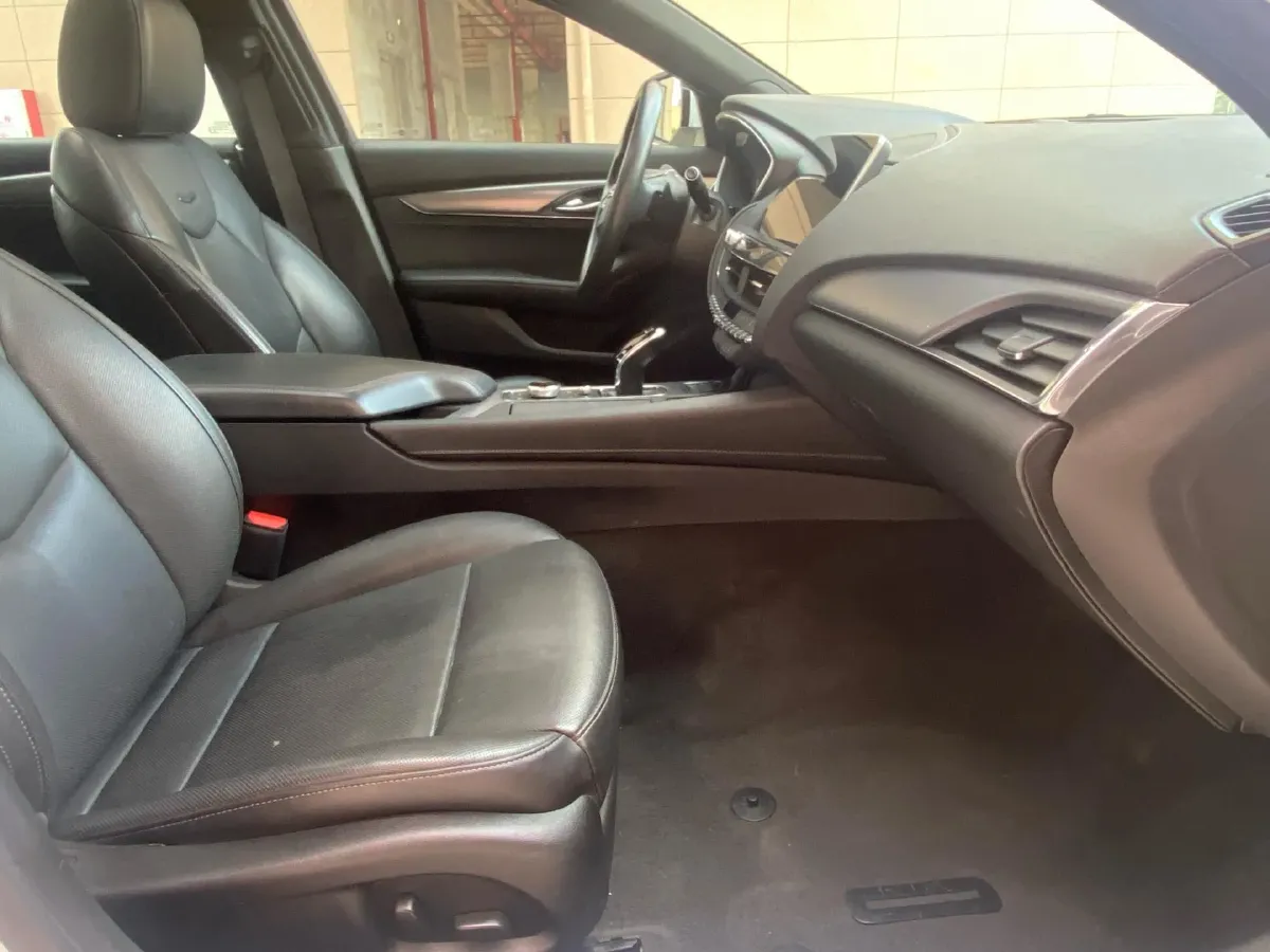 2021 Cadillac CT5 2.0T 237HP L4 10AT,autocango,china used car exporter,china ev exporter,chinese used car exporter,chinese used ev exporter