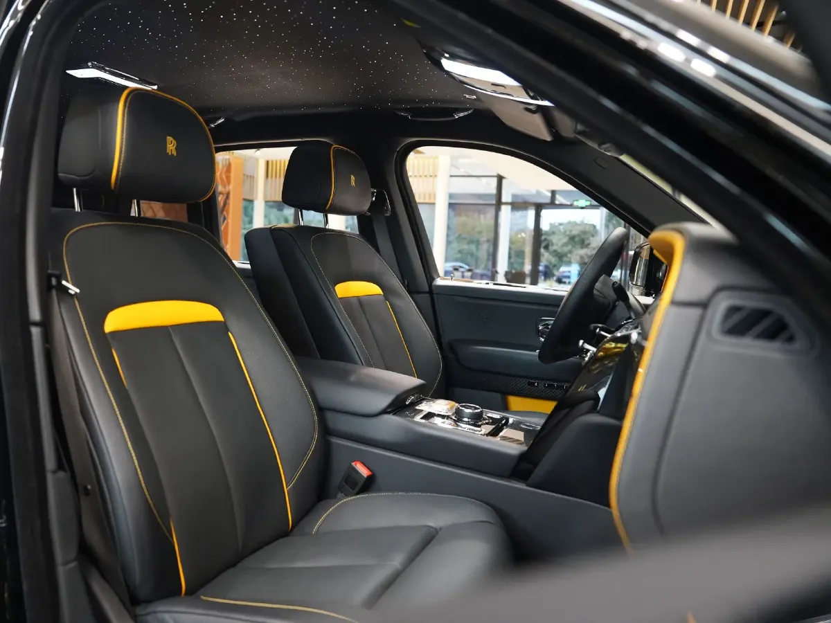 2020 Rolls-Royce Cullinan 6.7T 600HP V12 8AT,autocango,china used car exporter,china ev exporter,chinese used car exporter,chinese used ev exporter