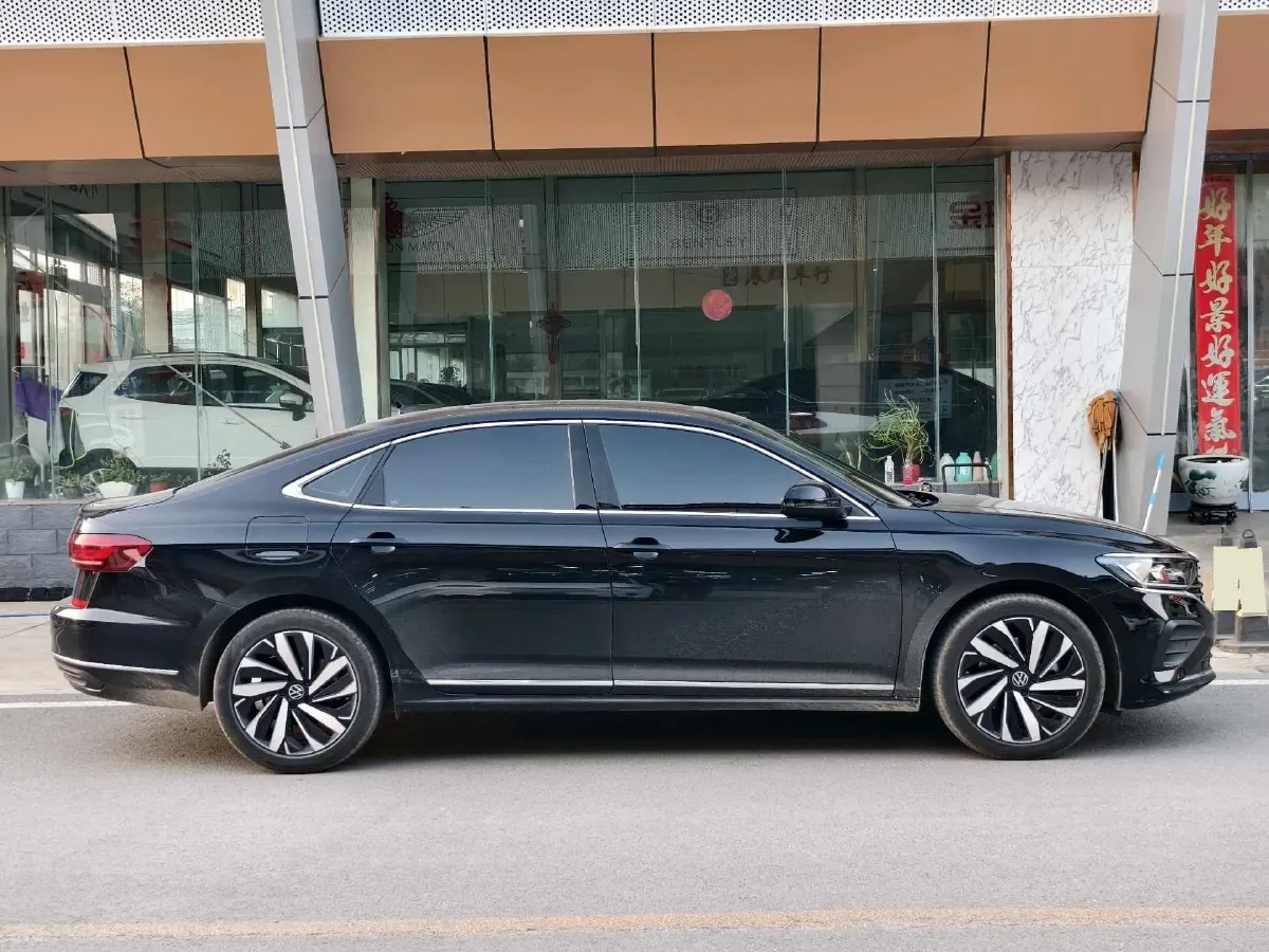 2024 Volkswagen Passat 2.0T 186HP L4 7DCT,autocango,china used car exporter,china ev exporter,chinese used car exporter,chinese used ev exporter