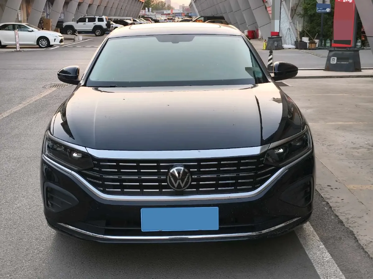 2024 Volkswagen Passat 2.0T 186HP L4 7DCT,autocango,china used car exporter,china ev exporter,chinese used car exporter,chinese used ev exporter