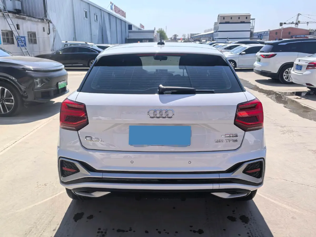 2023 Audi Q2L 1.5T 160HP L4 7DCT,autocango,china used car exporter,china ev exporter,chinese used car exporter,chinese used ev exporter