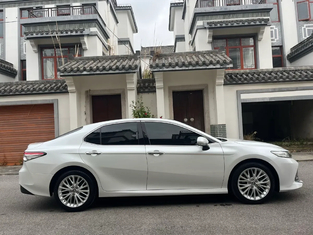 2018 Toyota Camry 2.5L 209HP L4 8AT,autocango,china used car exporter,china ev exporter,chinese used car exporter,chinese used ev exporter