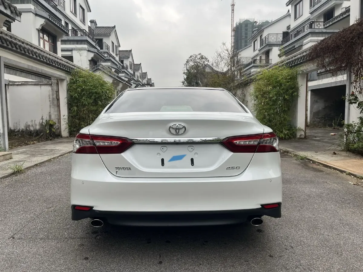 2018 Toyota Camry 2.5L 209HP L4 8AT,autocango,china used car exporter,china ev exporter,chinese used car exporter,chinese used ev exporter