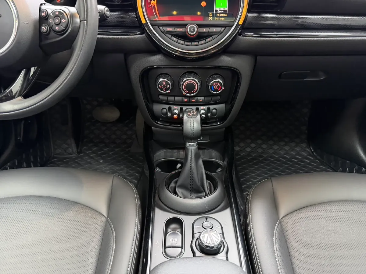 2019 MINI CLUBMAN 1.5T 102HP L3 7DCT,autocango,china used car exporter,china ev exporter,chinese used car exporter,chinese used ev exporter