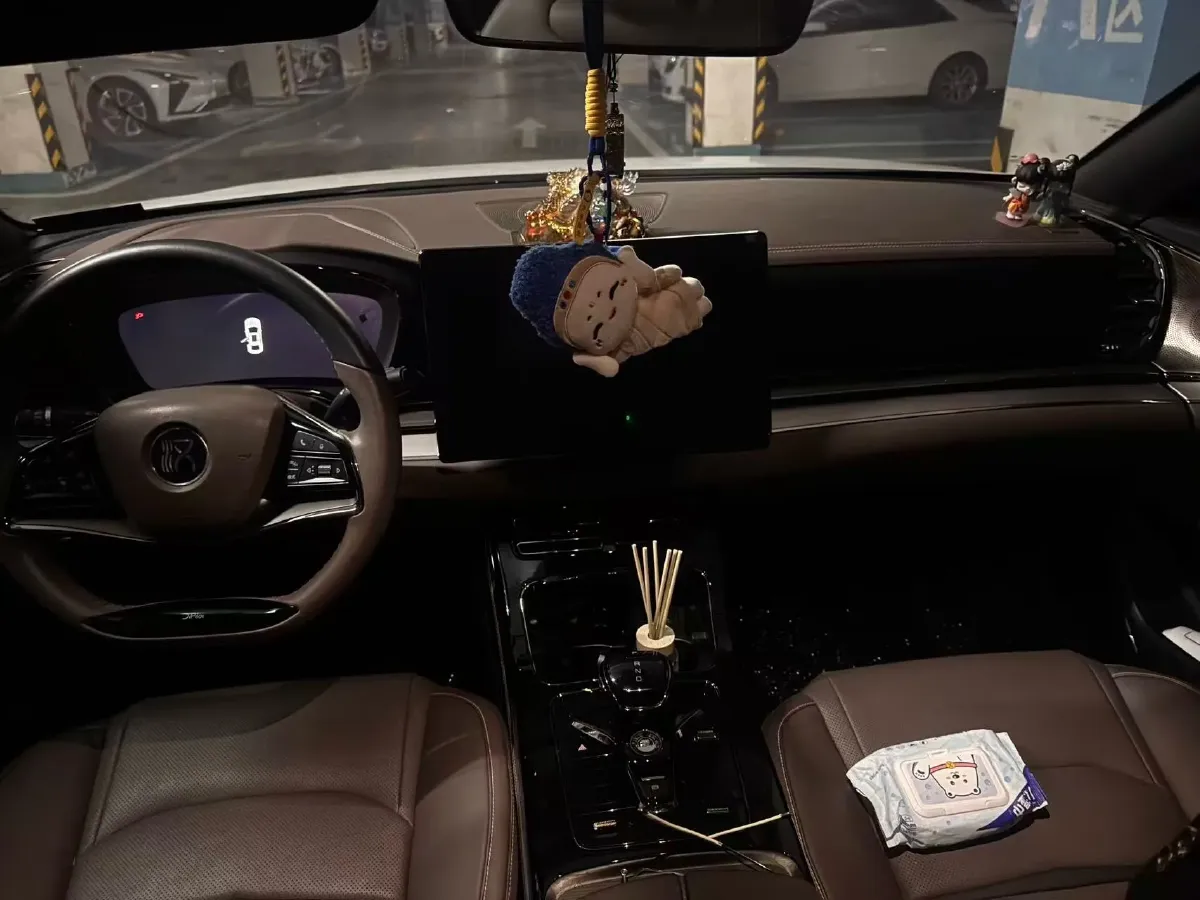 2020 WEY VV7 2.0T 227HP L4 7DCT PHEV,autocango,china used car exporter,china ev exporter,chinese used car exporter,chinese used ev exporter