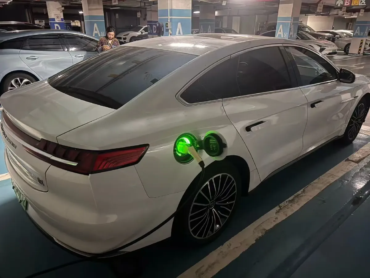 2020 WEY VV7 2.0T 227HP L4 7DCT PHEV,autocango,china used car exporter,china ev exporter,chinese used car exporter,chinese used ev exporter