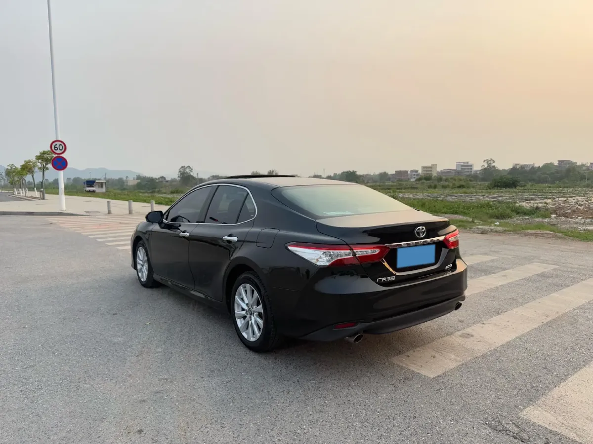 2019 Toyota Camry 2.0L 178HP L4 CVT,autocango,china used car exporter,china ev exporter,chinese used car exporter,chinese used ev exporter