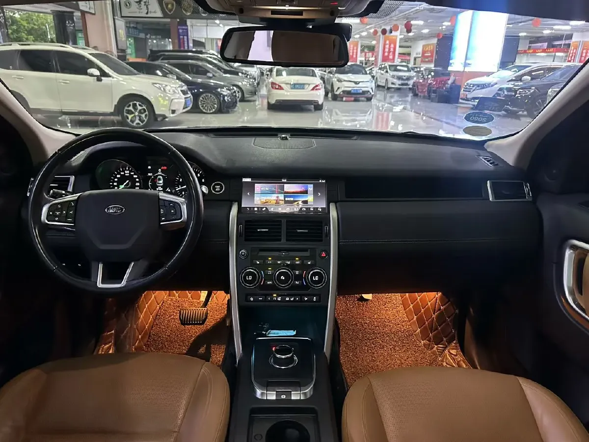 2018 Land Rover Discovery Sport 2.0T 241HP L4 9AT,autocango,china used car exporter,china ev exporter,chinese used car exporter,chinese used ev exporter