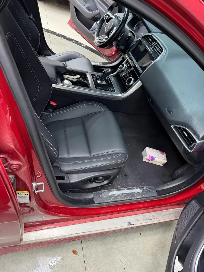 2020 Jaguar XEL 2.0T 200HP L4 8AT,autocango,china used car exporter,china ev exporter,chinese used car exporter,chinese used ev exporter