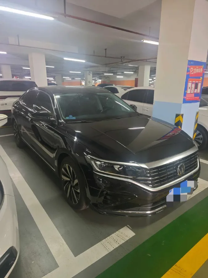 2023 Volkswagen Passat 2.0T 186HP L4 7DCT,autocango,china used car exporter,china ev exporter,chinese used car exporter,chinese used ev exporter