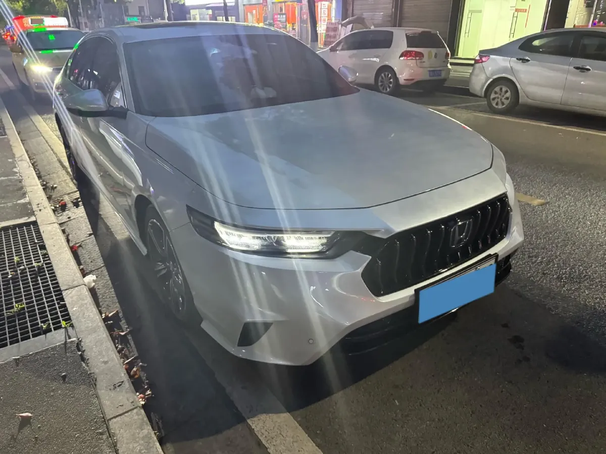 2023 Honda Inspire 2.0L 148HP L4 E-CVT PHEV,autocango,china used car exporter,china ev exporter,chinese used car exporter,chinese used ev exporter