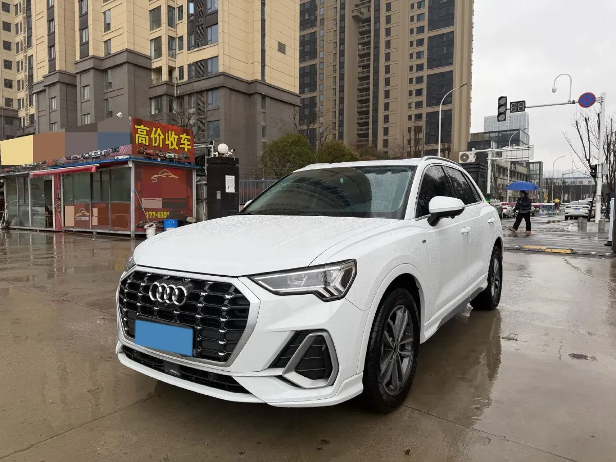 2022 Audi Q3 1.4T 150HP L4 7DCT,autocango,china used car exporter,china ev exporter,chinese used car exporter,chinese used ev exporter