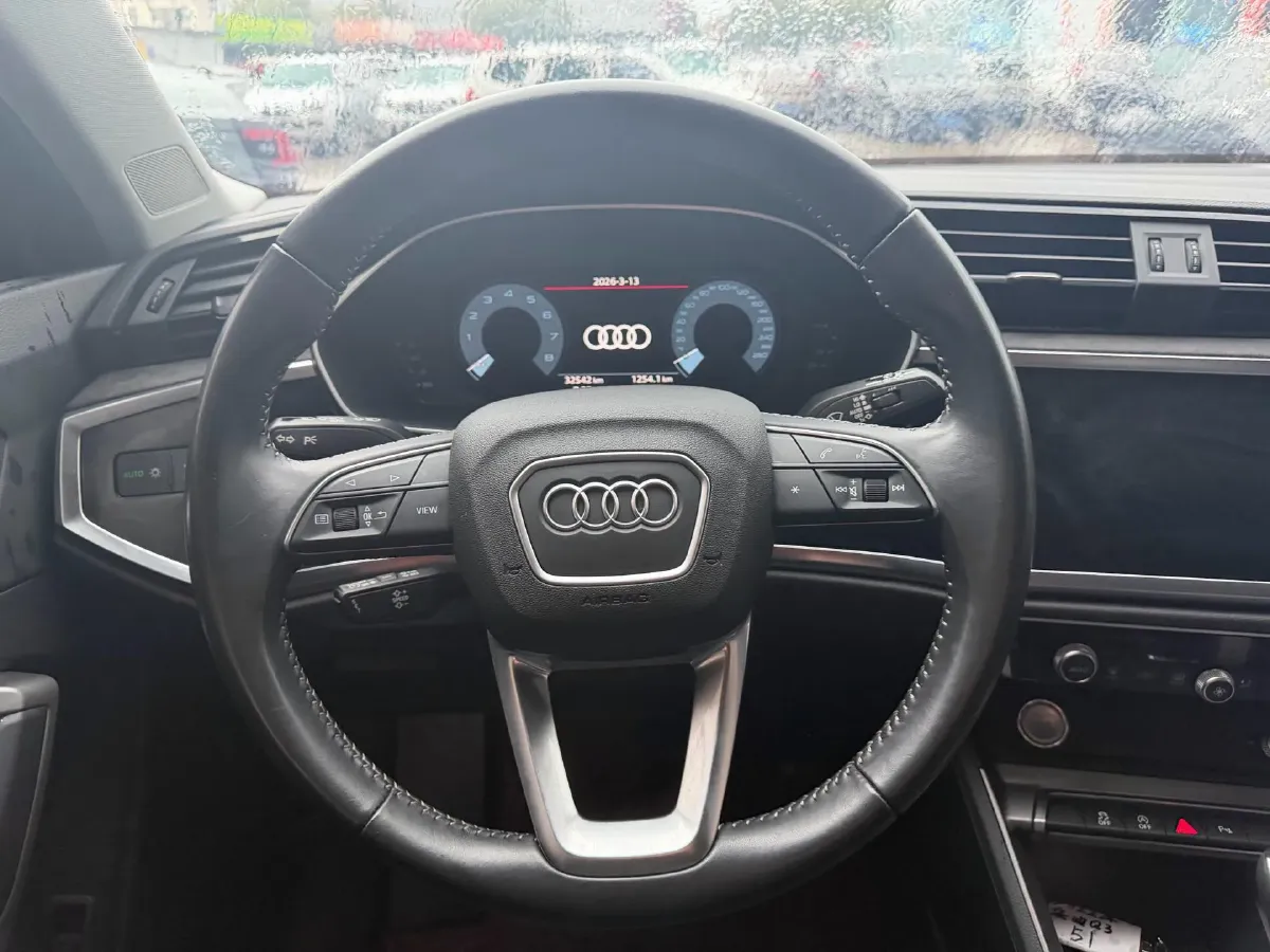 2022 Audi Q3 1.4T 150HP L4 7DCT,autocango,china used car exporter,china ev exporter,chinese used car exporter,chinese used ev exporter