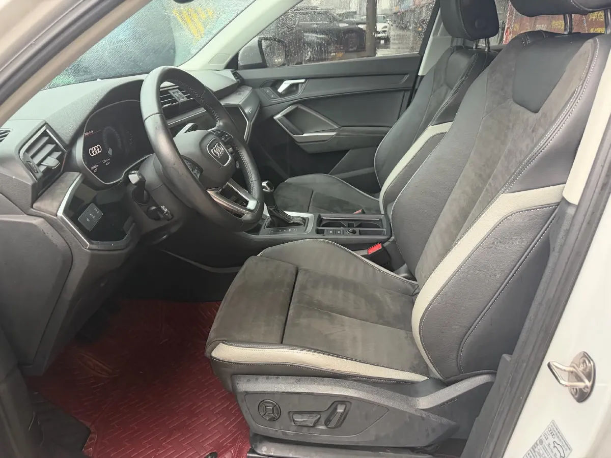 2022 Audi Q3 1.4T 150HP L4 7DCT,autocango,china used car exporter,china ev exporter,chinese used car exporter,chinese used ev exporter