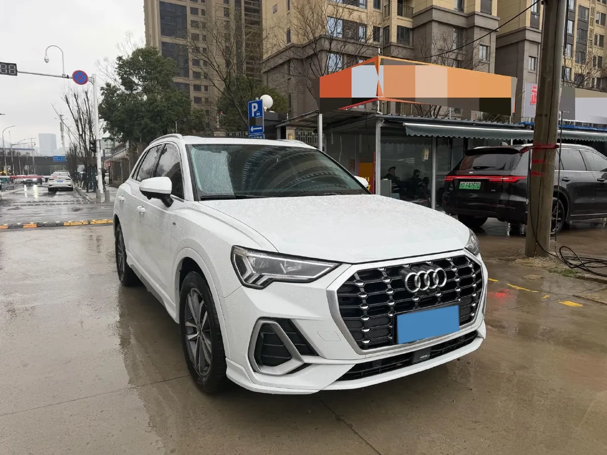 2022 Audi Q3 1.4T 150HP L4 7DCT,autocango,china used car exporter,china ev exporter,chinese used car exporter,chinese used ev exporter