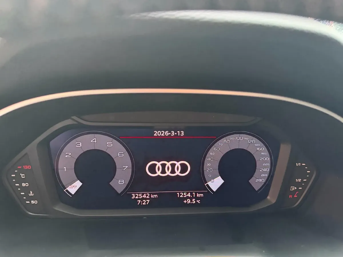 2022 Audi Q3 1.4T 150HP L4 7DCT,autocango,china used car exporter,china ev exporter,chinese used car exporter,chinese used ev exporter