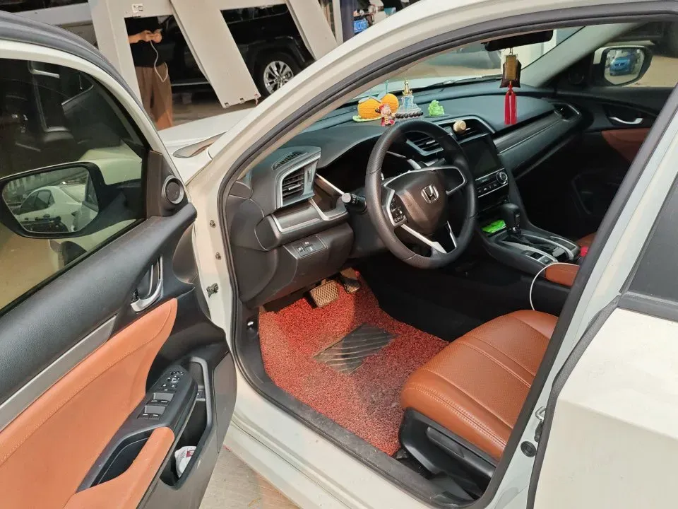 2019 Honda Civic 1.5T 177HP L4 CVT,autocango,china used car exporter,china ev exporter,chinese used car exporter,chinese used ev exporter