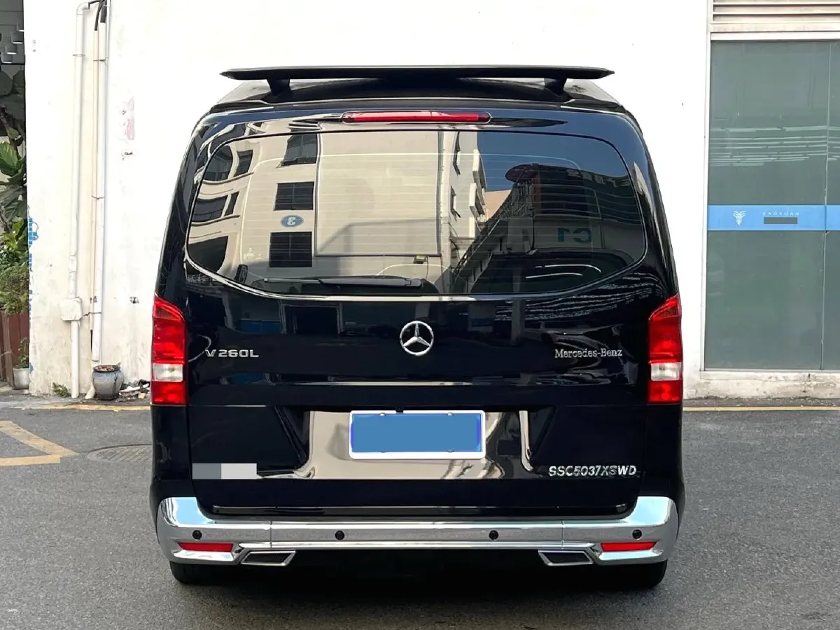 2022 Mercedes-Benz V Class 2.0T 211HP L4 9AT,autocango,china used car exporter,china ev exporter,chinese used car exporter,chinese used ev exporter